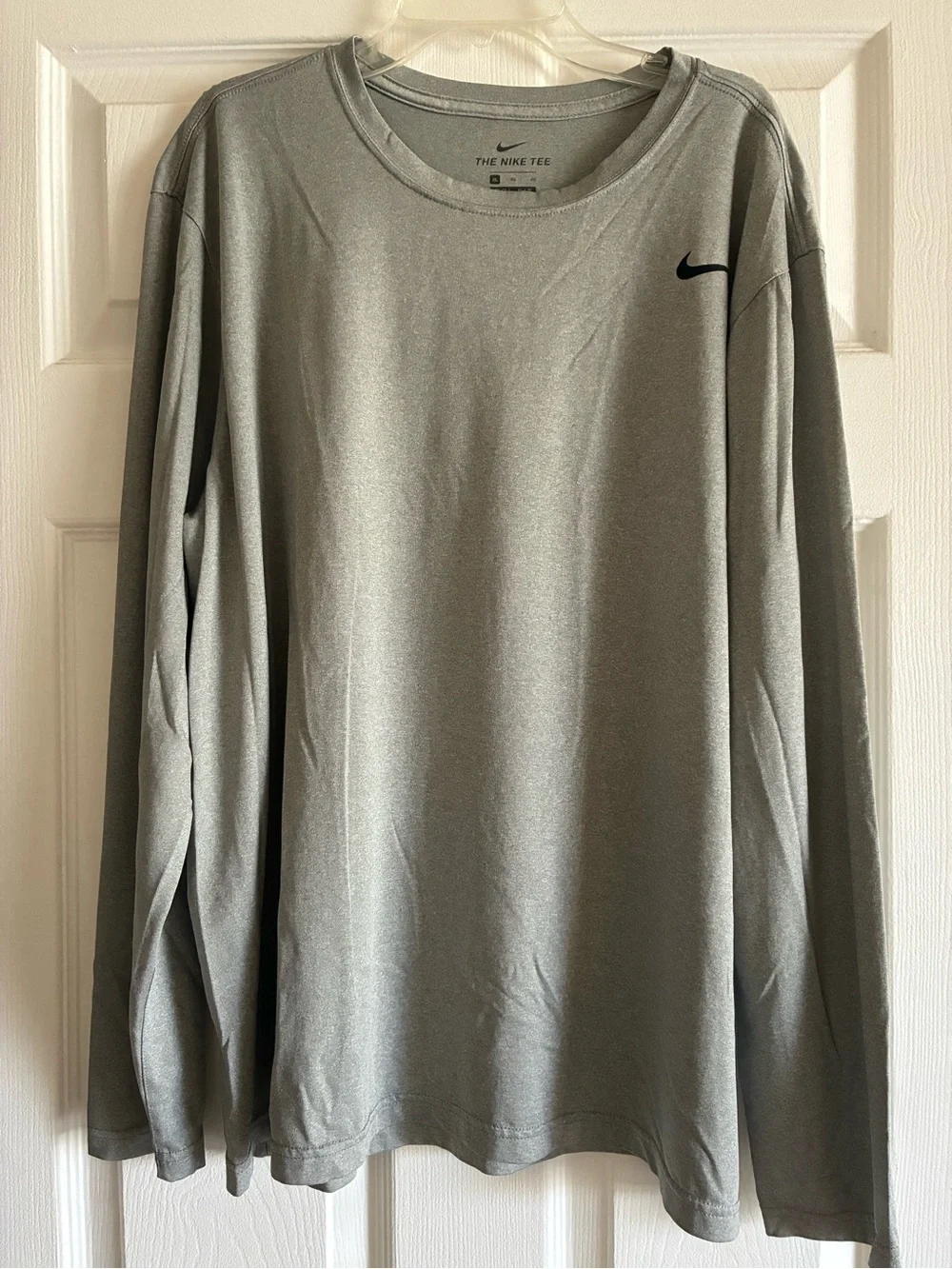 Nike Men’s Long-Sleeve Tee in Light Gray with Black Swoosh